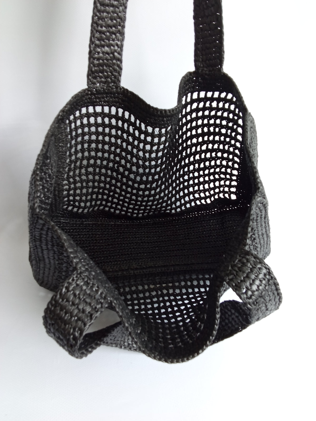 AURA BLACK