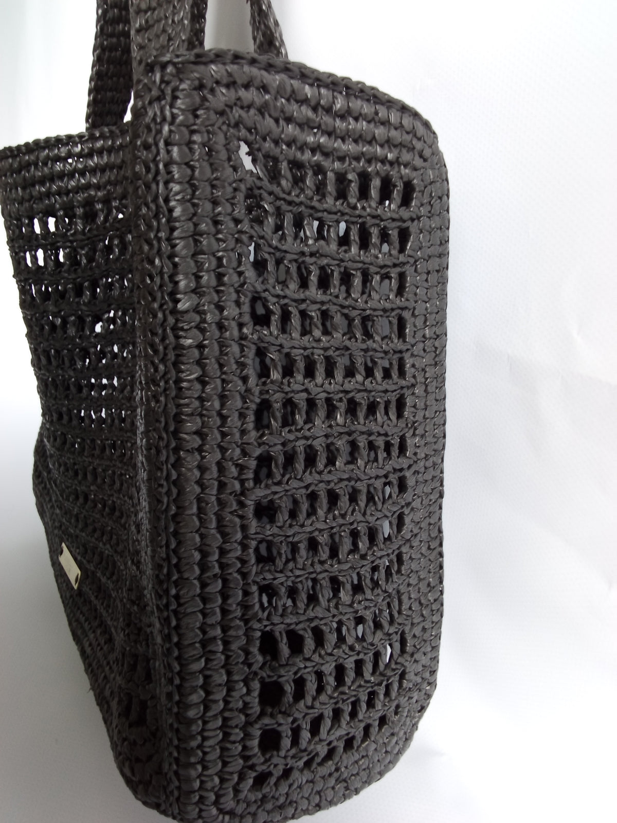 AURA BLACK